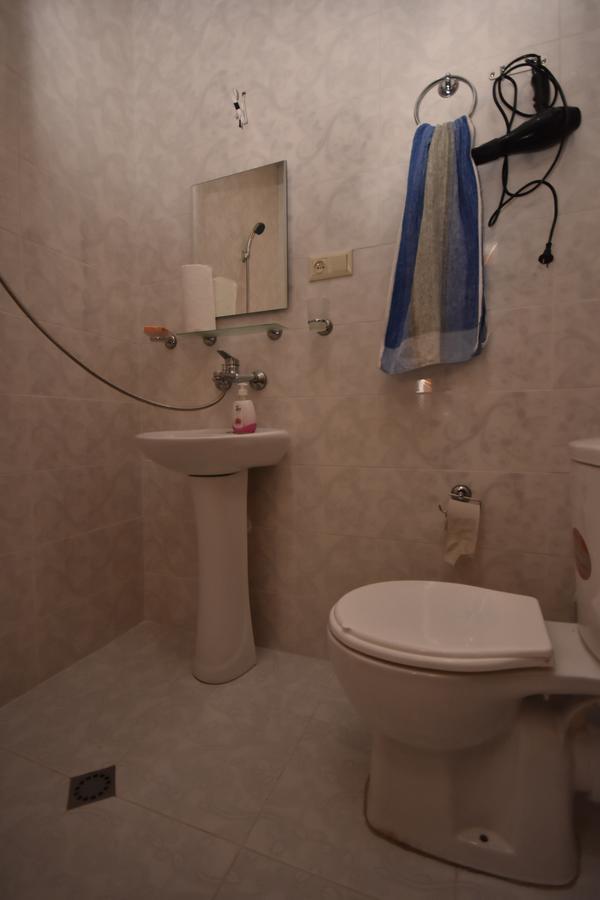 Shorena'S House Zugdidi ภายนอก รูปภาพ
