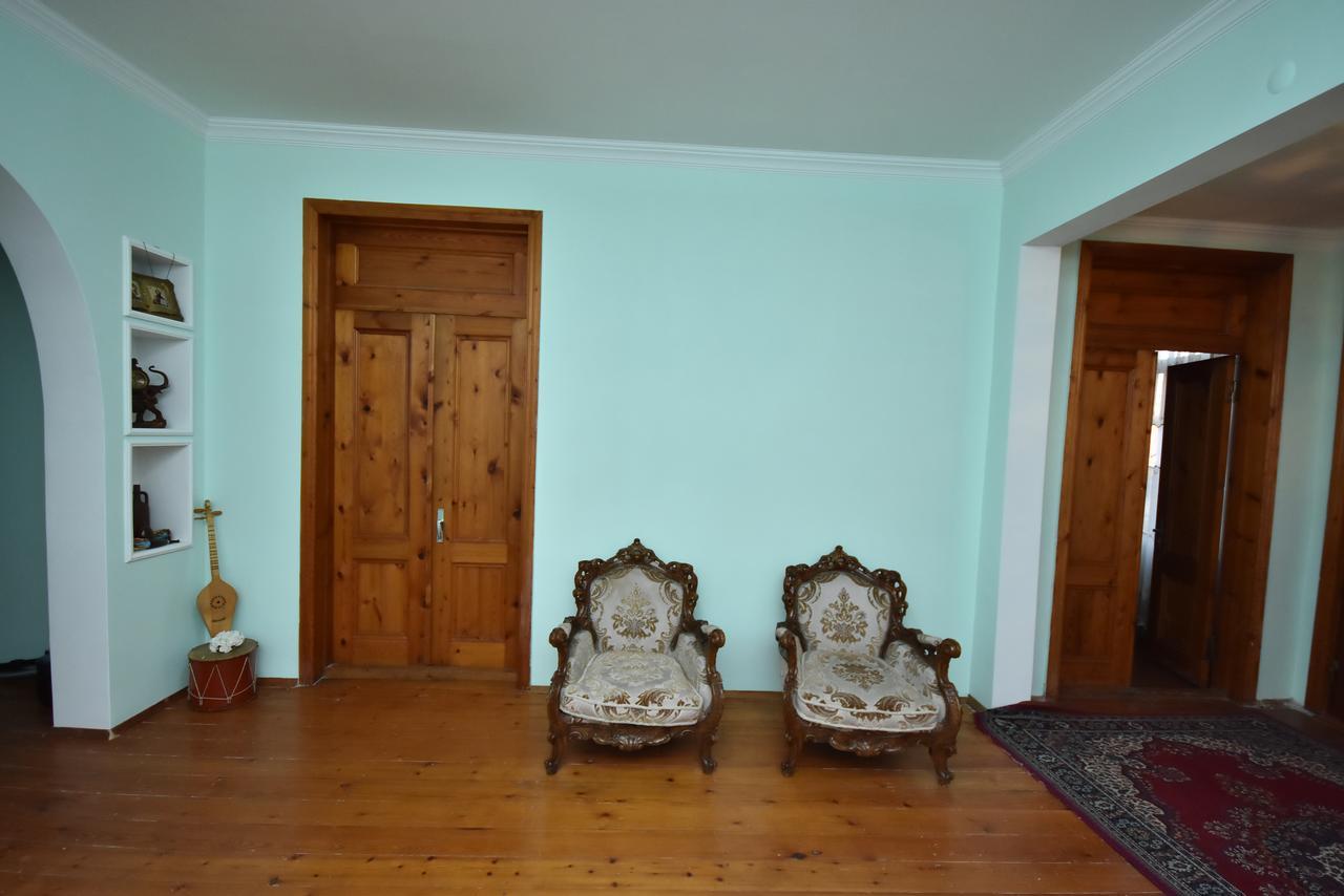 Shorena'S House Zugdidi ภายนอก รูปภาพ