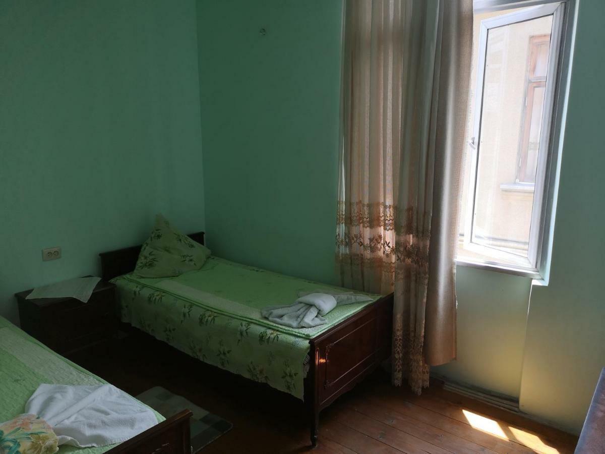 Shorena'S House Zugdidi ภายนอก รูปภาพ